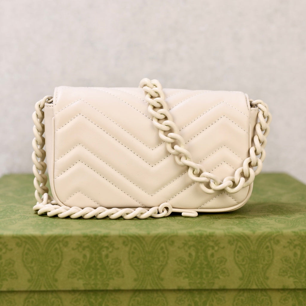 Gucci GG Marmont Macaron Nano Shoulder Bag – 699757